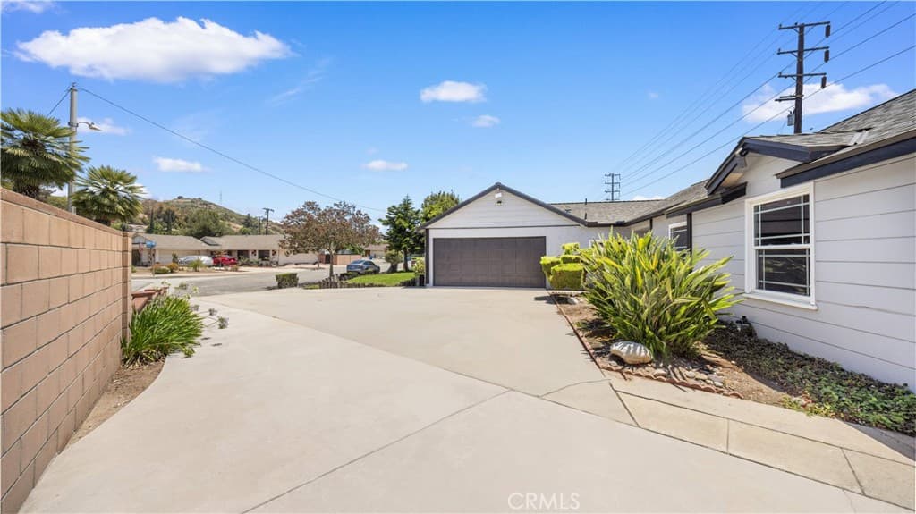 Home at 528 Essex, Glendora — photo 3 of 12