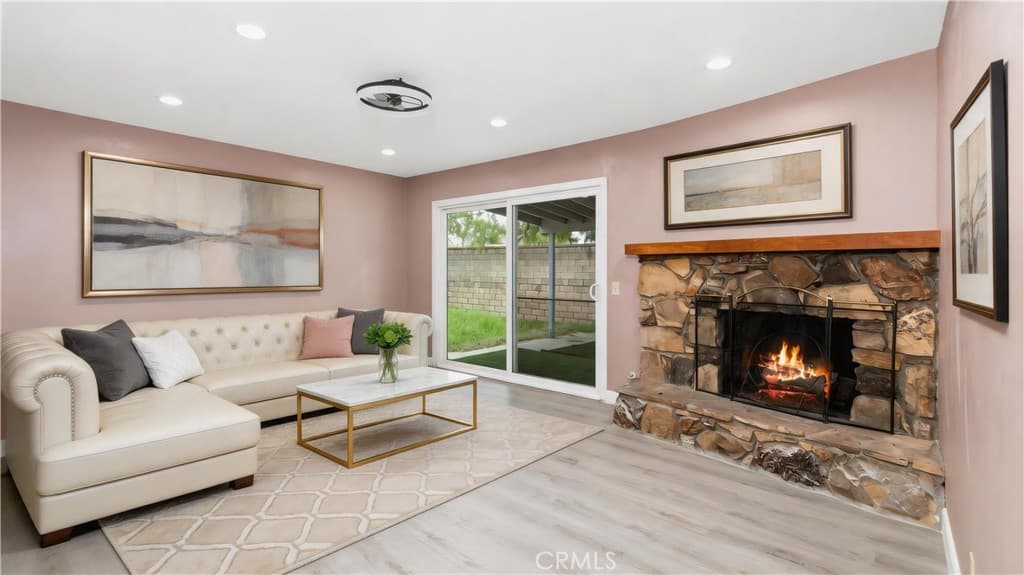 Home at 528 Essex, Glendora — photo 8 of 12