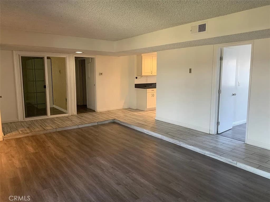 Condo at 620 W Huntington 213, Arcadia — photo 7 of 12