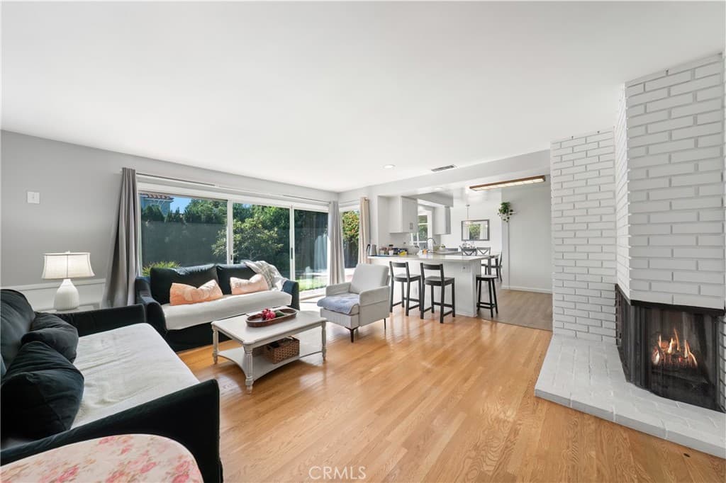 Home at 68 E Arthur, Arcadia — photo 11 of 12