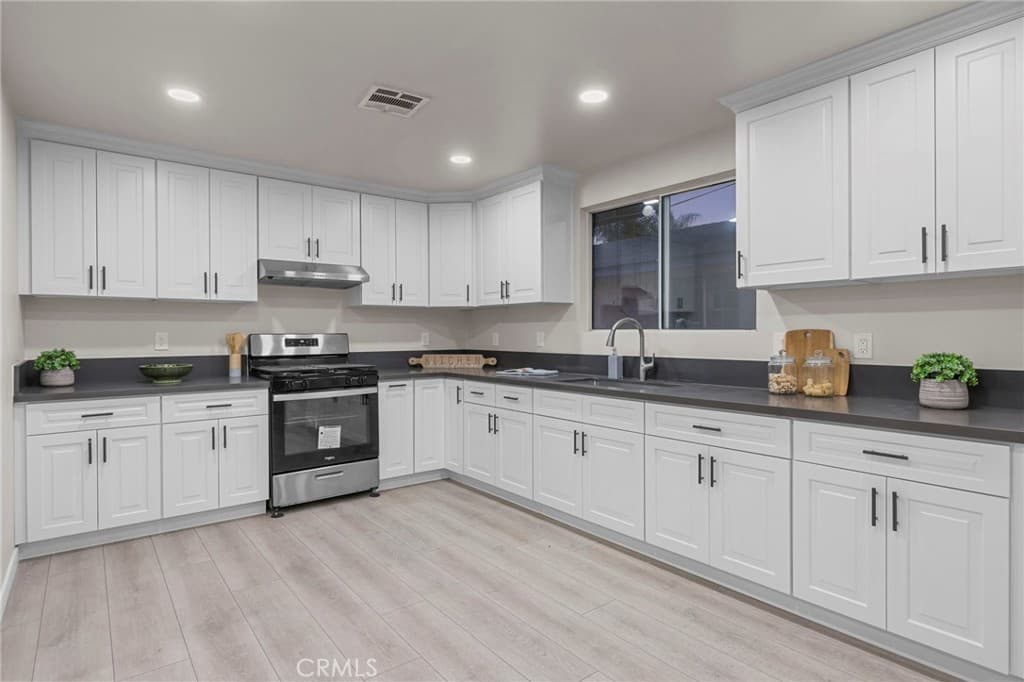 Home at 829 Foxworth, La Puente — photo 5 of 12