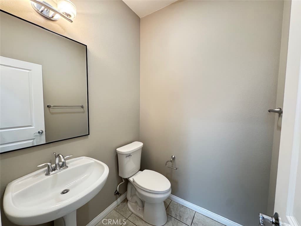 Condo at 150 E Commercial, San Dimas — photo 11 of 12