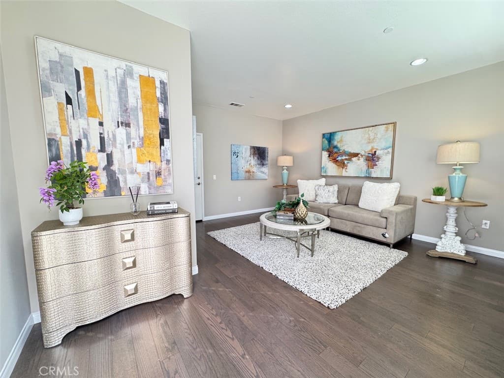 Condo at 150 E Commercial, San Dimas — photo 4 of 12