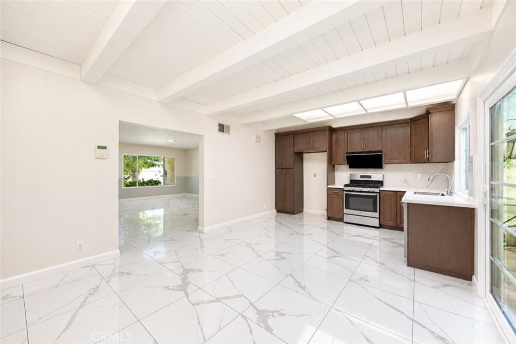 Condo at 20034 Esquiline, Walnut — photo 6 of 12