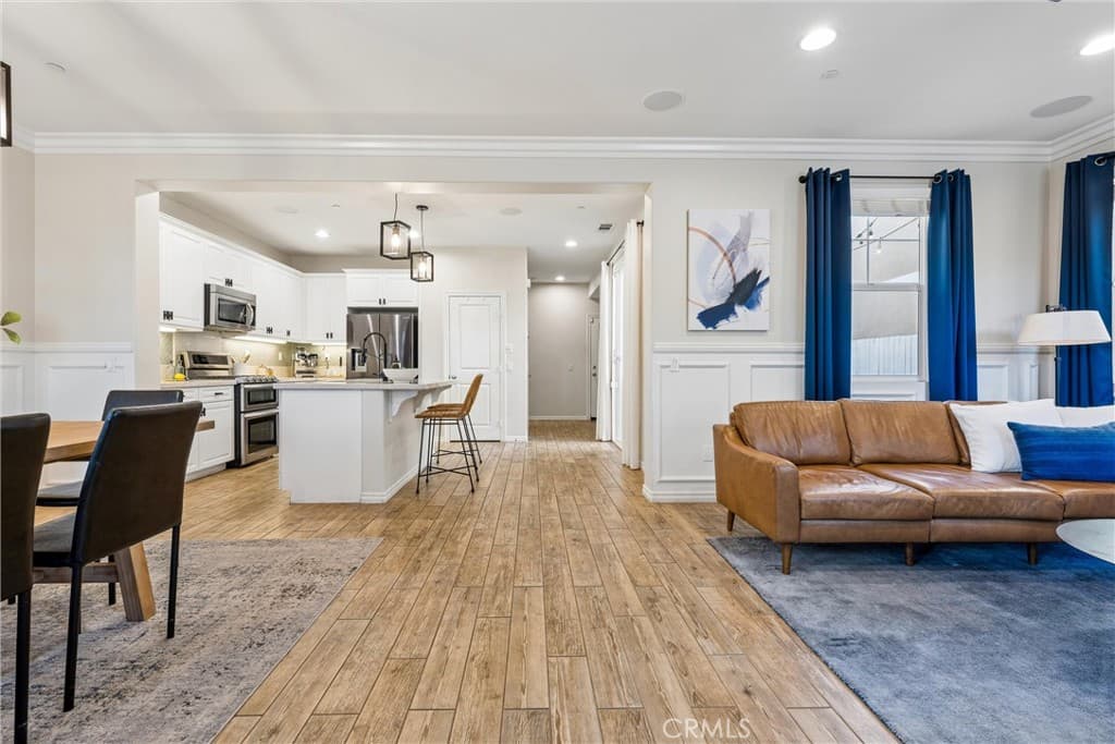 Home at 737 E Sierra Madre, Azusa — photo 4 of 12
