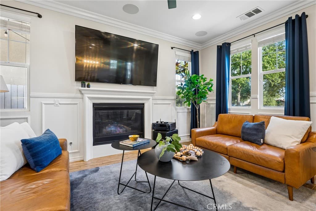 Home at 737 E Sierra Madre, Azusa — photo 8 of 12