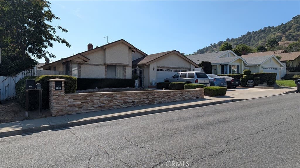Home at 1122 Reggio Place, Pomona — photo 3 of 7