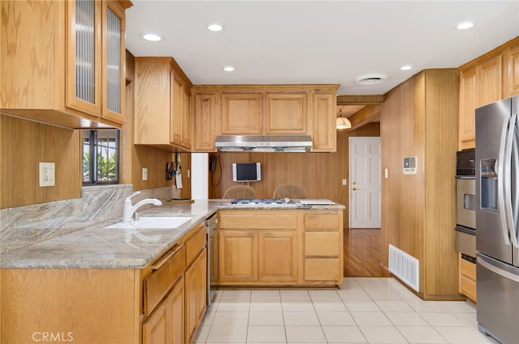 Home at 11233 Rockfield Drive, Arcadia — photo 11 of 12