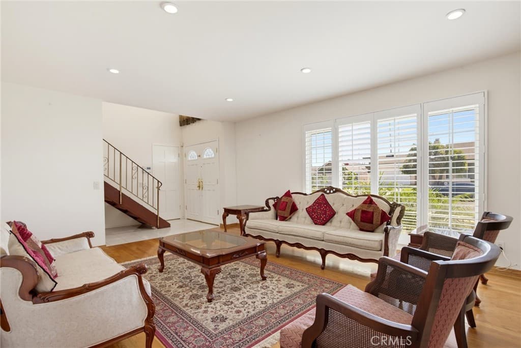 Home at 11233 Rockfield Drive, Arcadia — photo 4 of 12