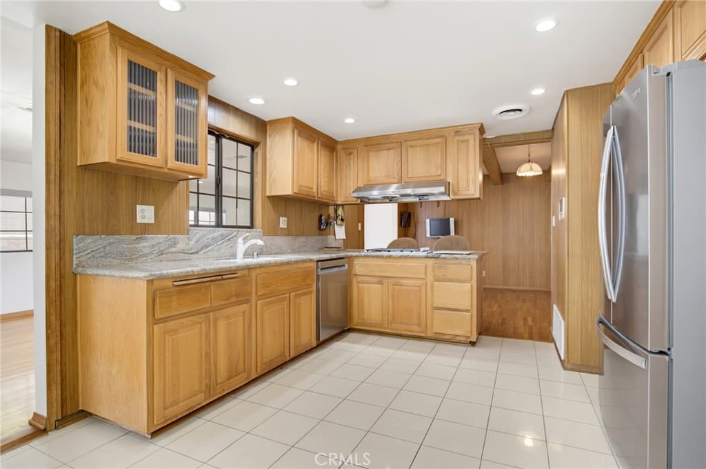 Home at 11233 Rockfield Drive, Arcadia — photo 10 of 12