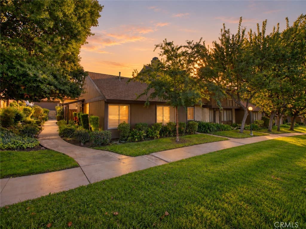Townhouse at 411 Heatherglen, San Dimas — photo 1 of 12