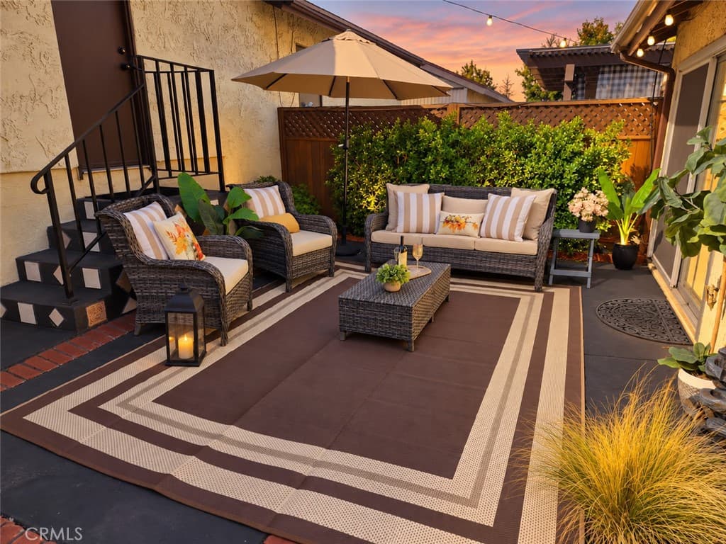 Townhouse at 411 Heatherglen, San Dimas — photo 6 of 12