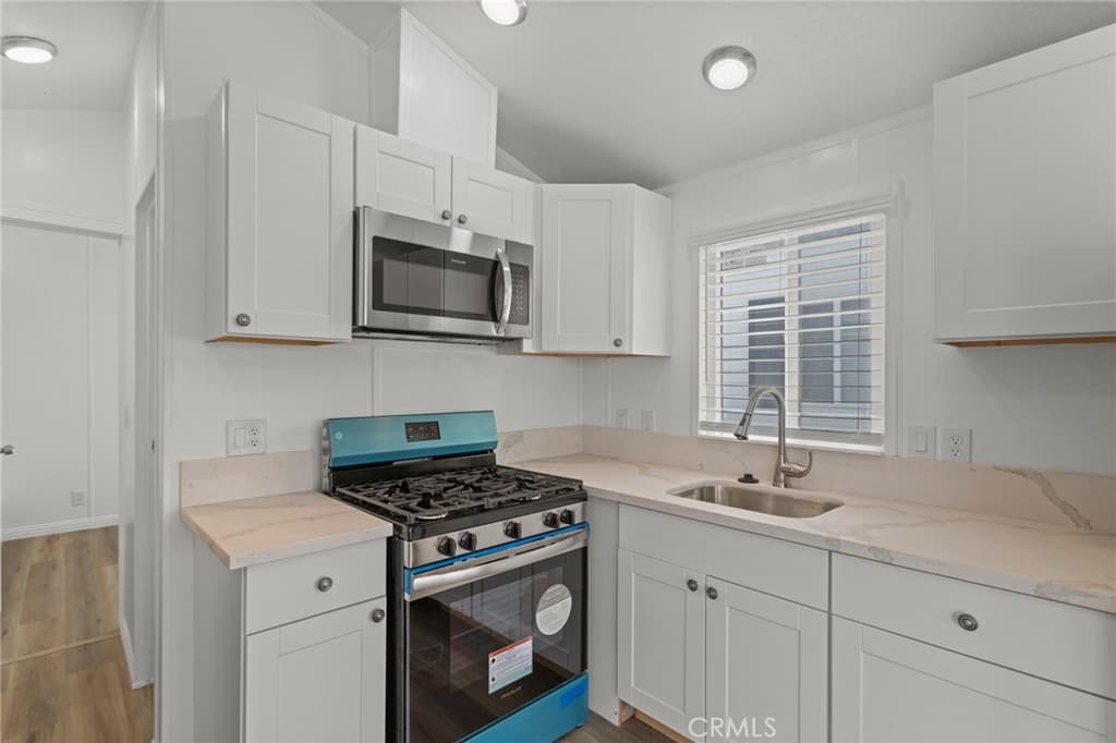 Home at 19548 E Cypress Street 03, Covina — photo 11 of 12