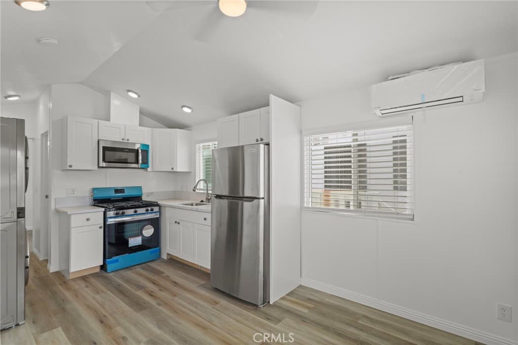 Home at 19548 E Cypress Street 03, Covina — photo 6 of 12