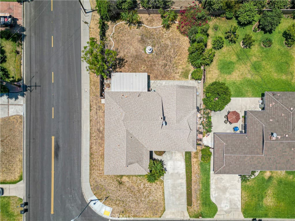 Home at 525 S Gretta Avenue, West Covina — photo 6 of 12