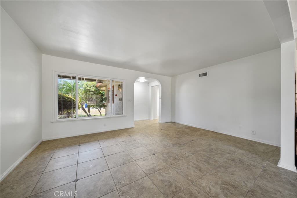 Home at 525 S Gretta Avenue, West Covina — photo 10 of 12