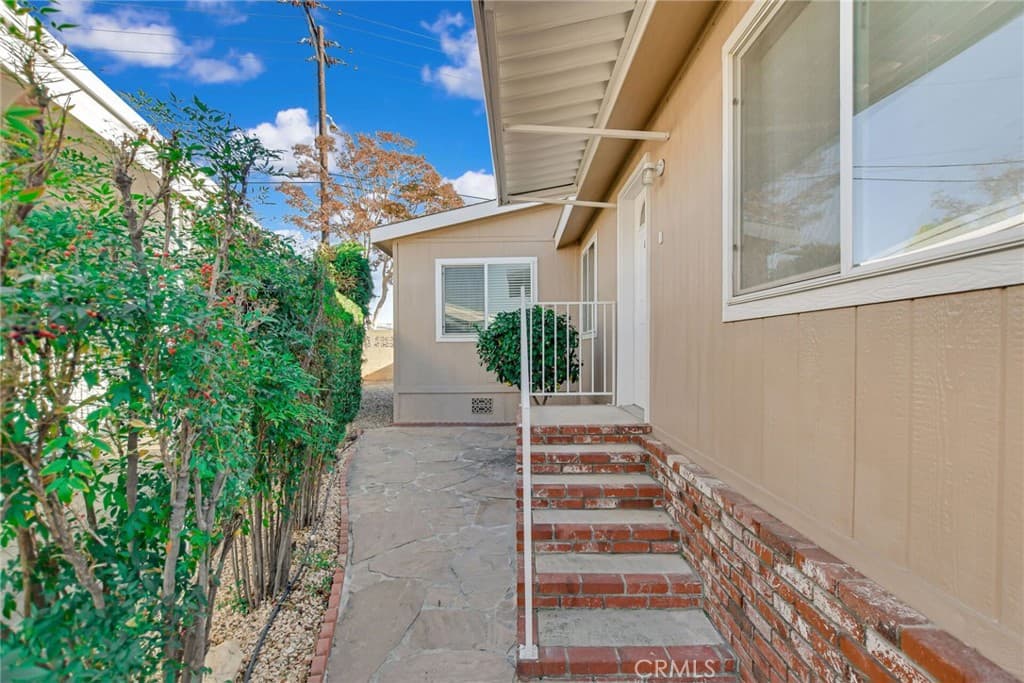 Home at 3530 Damien Avenue 184, La Verne — photo 4 of 12