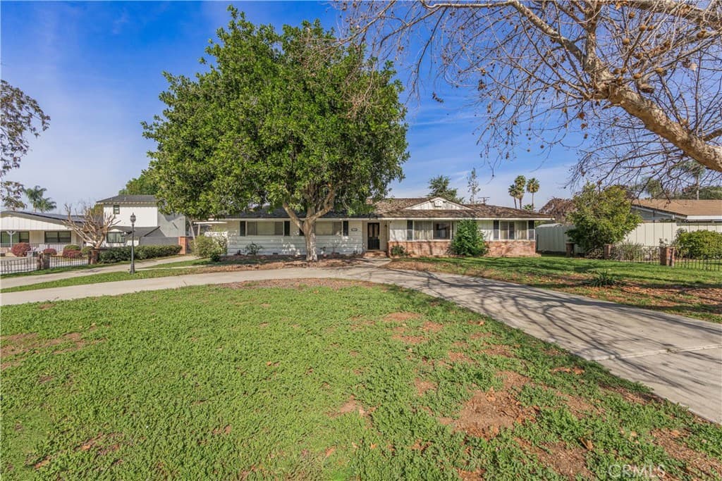 Home at 751 S Corrida, Covina — photo 2 of 12