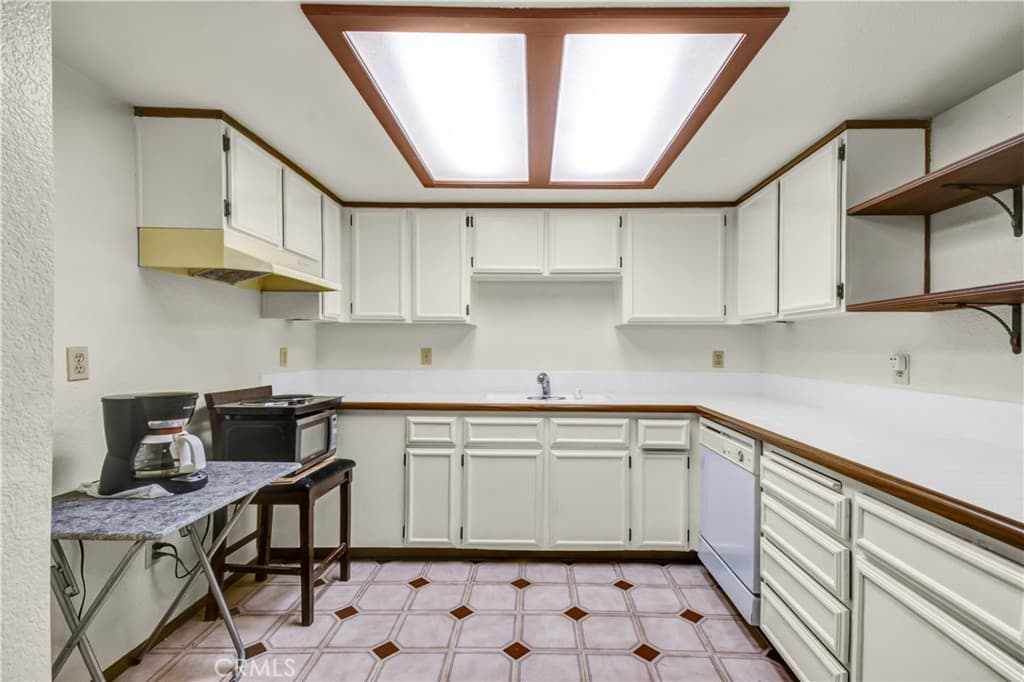 Condo at 13436 Francisquito Ave C, Baldwin Park — photo 8 of 12