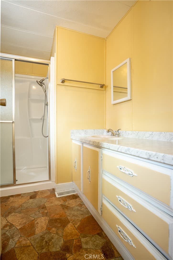 Home at 1560 S Otterbein Ave 167, Rowland Heights — photo 4 of 12