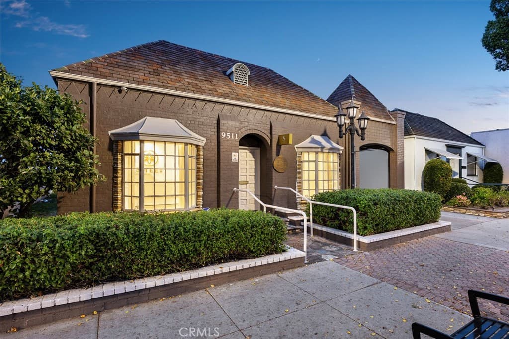 Home at 9511 Las Tunas, Temple City — photo 3 of 12