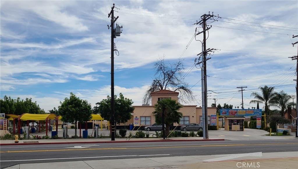 Commercial at 506 W Orange Grove Avenue, Pomona — photo 1 of 12