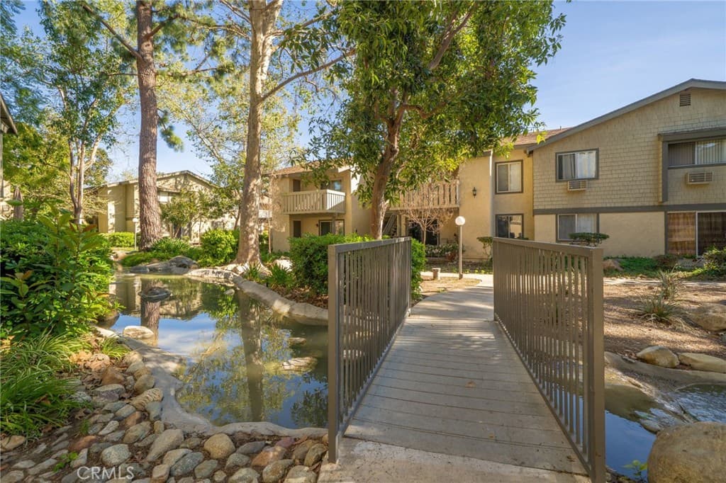 Condo at 960 E Bonita Avenue 91, Pomona — photo 1 of 12