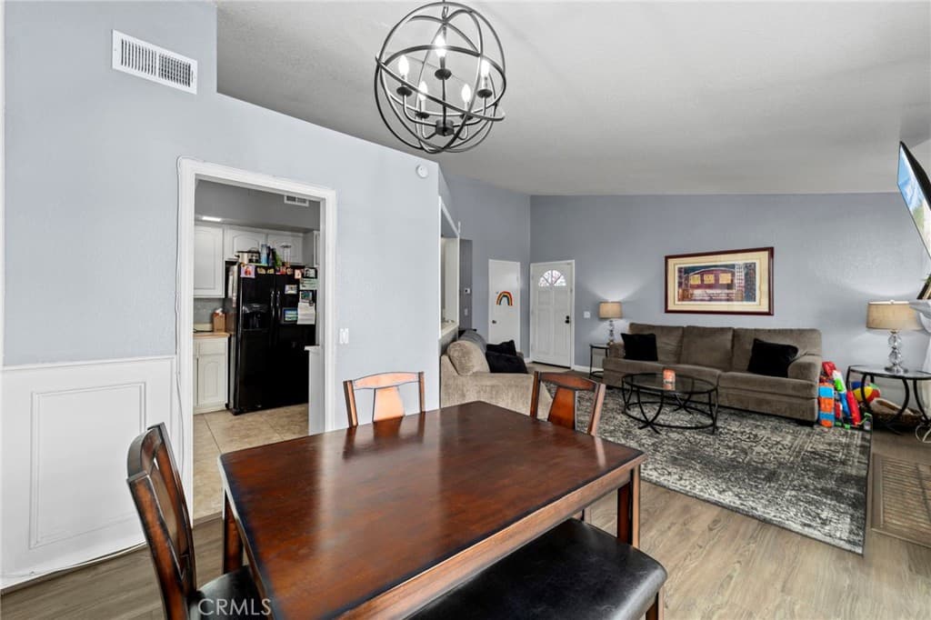 Condo at 740 E San Bernardino Road 2, Covina — photo 8 of 12