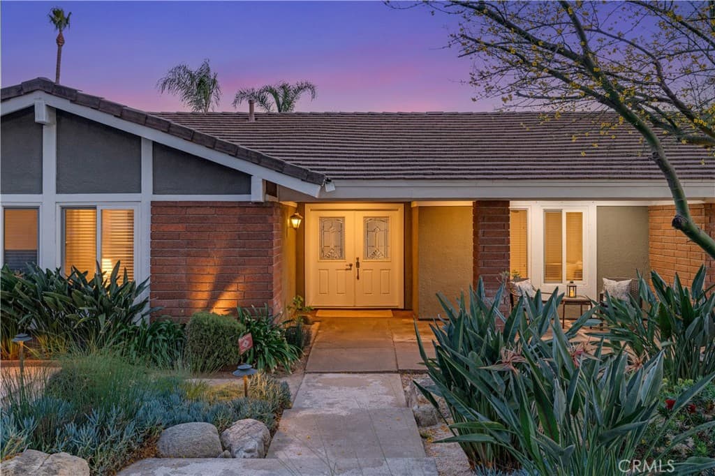 Home at 2120 Capuchin Way, Claremont — photo 3 of 12