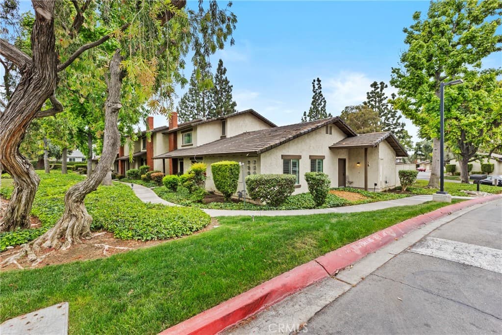 Condo at 1737 Aspen Village, West Covina — photo 3 of 12