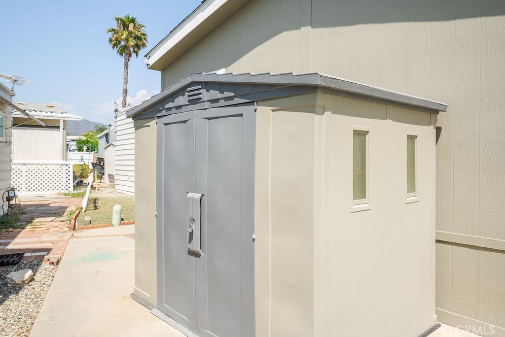 Home at 840 E Foothill 84, Azusa — photo 11 of 12