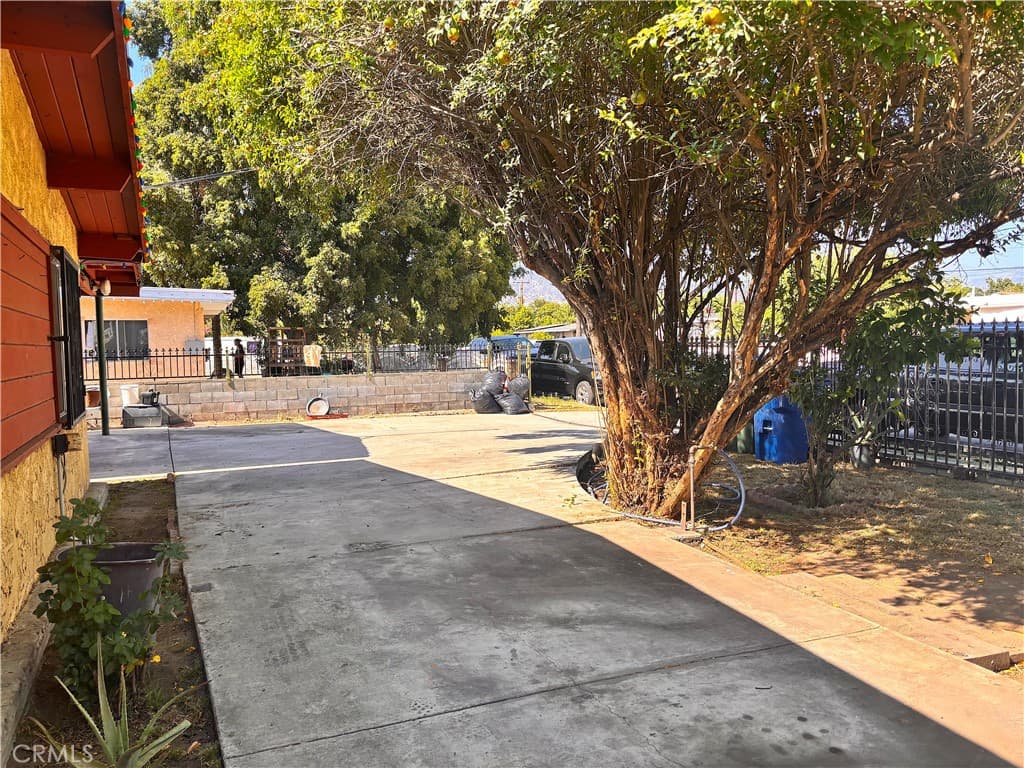 Home at 5703 N Rockvale, Azusa — photo 2 of 7