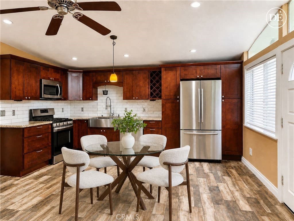 Home at 1252 E Walnut, Glendora — photo 4 of 12