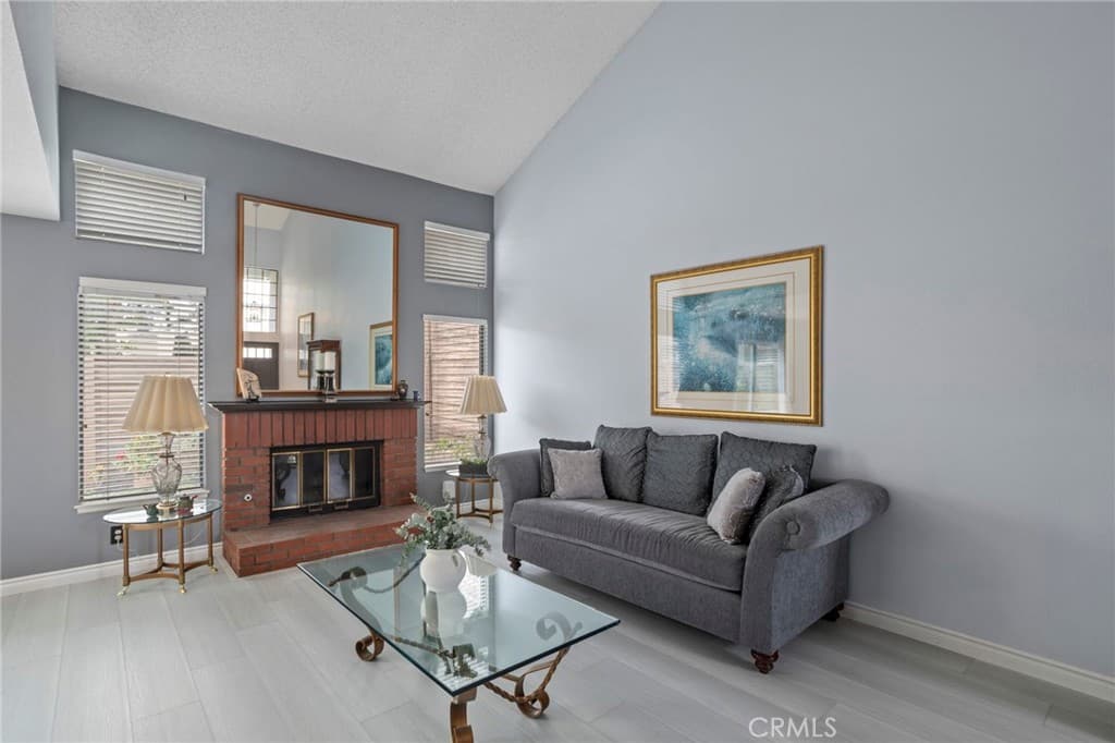 Townhouse at 1921 Cobblefield, Glendora — photo 3 of 12