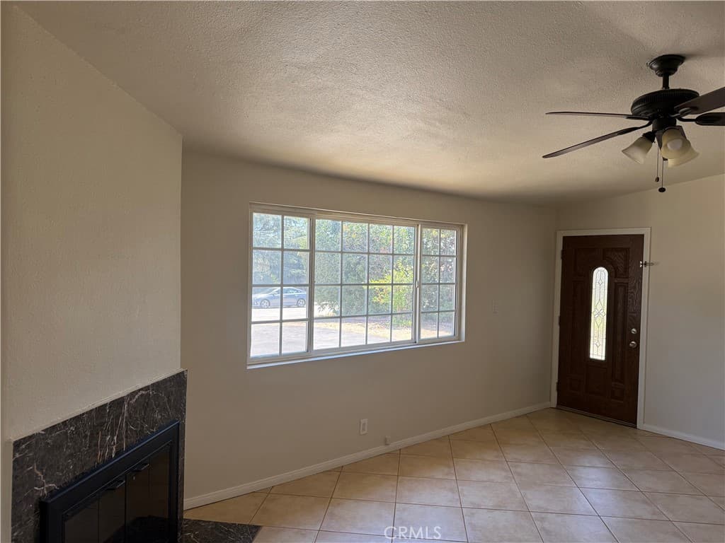 Home at 201 Bryn Mawr, Claremont — photo 10 of 12