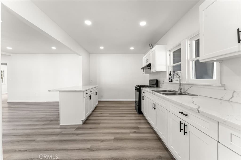 Home at 595 E Alvarado, Pomona — photo 9 of 12
