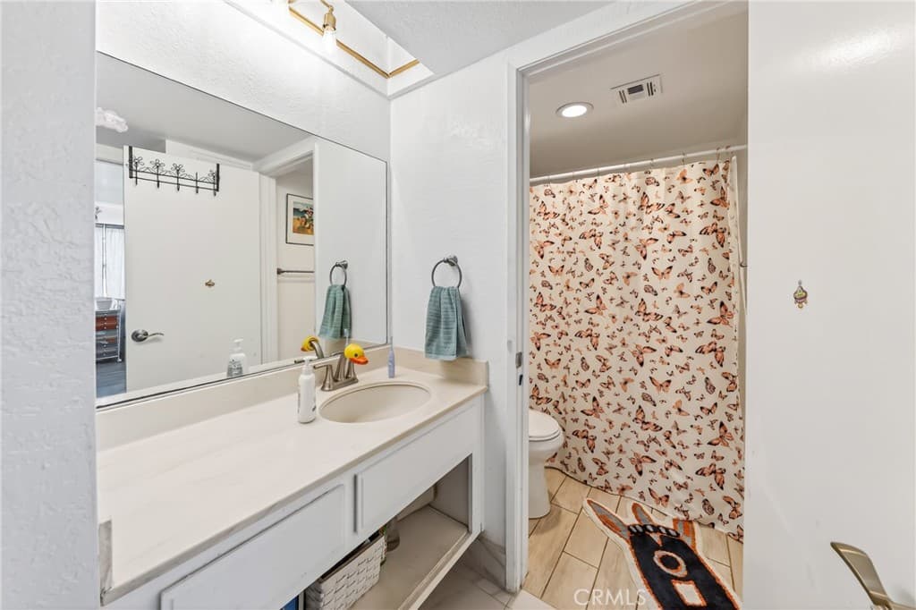 Condo at 4304 Walnut 11, Baldwin Park — photo 11 of 12