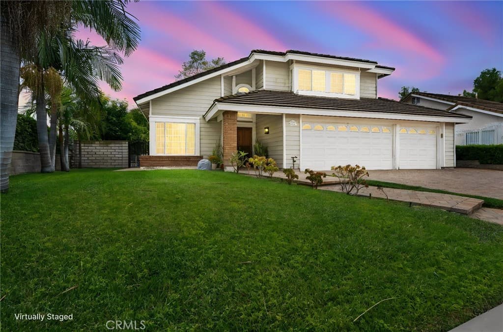 Home at 605 Bronco, Walnut — photo 4 of 12