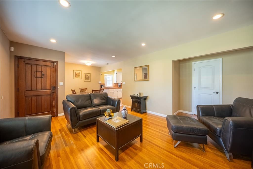 Home at 5356 Farna Avenue, Arcadia — photo 5 of 12