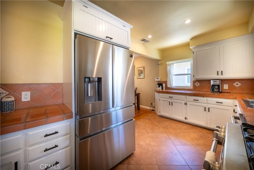 Home at 5356 Farna Avenue, Arcadia — photo 10 of 12