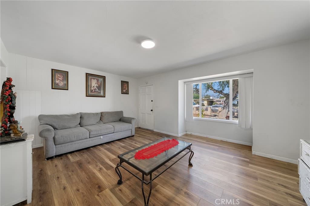 Home at 543 N Angeleno Avenue, Azusa — photo 6 of 12