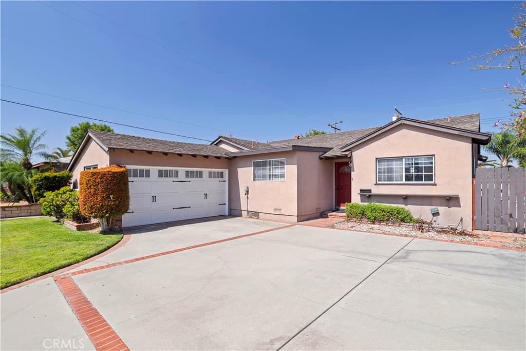 Home at 1005 N Dodsworth, Covina — photo 3 of 12