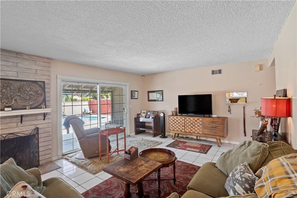 Home at 1005 N Dodsworth, Covina — photo 5 of 12