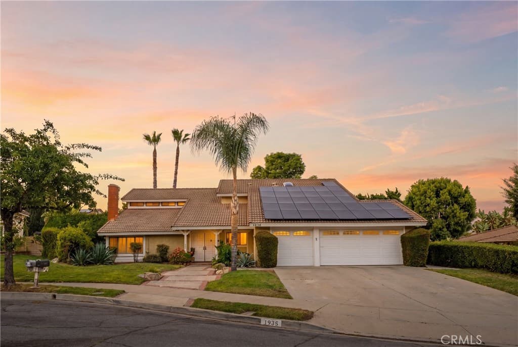 Home at 1938 Trinidad, Claremont — photo 2 of 12