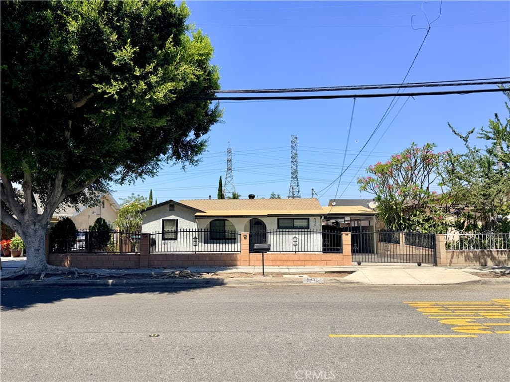 Home at 3475 Syracuse Avenue, Baldwin Park — photo 1 of 12