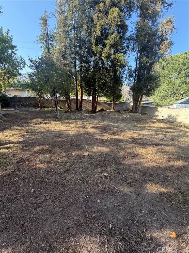 Home at 527 Santa Anita Court, Sierra Madre — photo 4 of 11