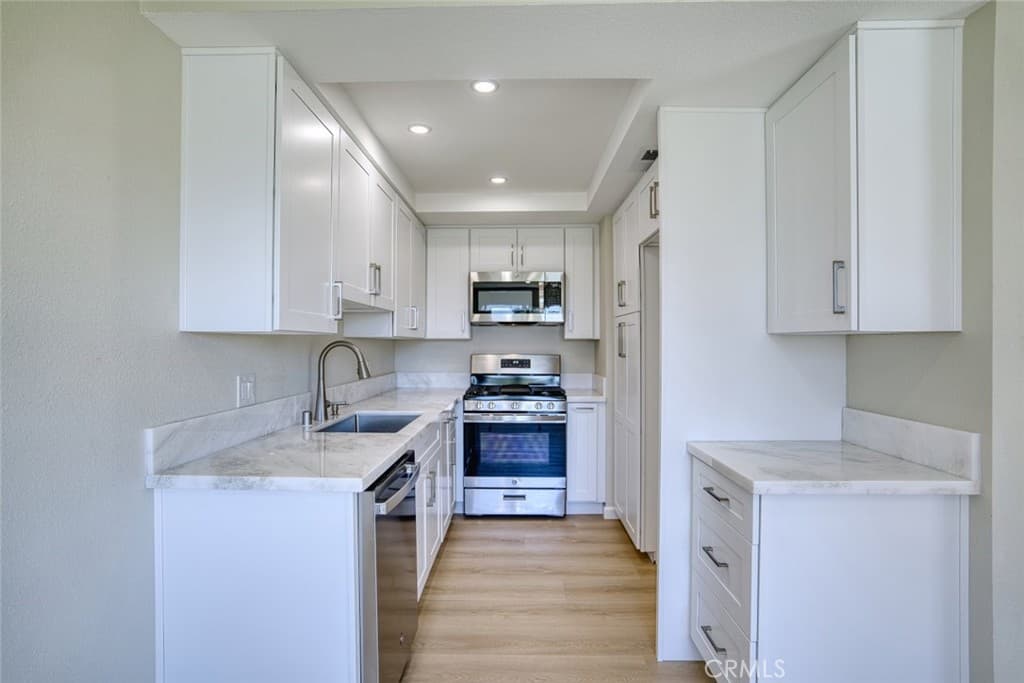 Condo at 830 N Dalton 112, Azusa — photo 8 of 12