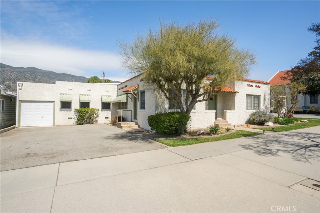 Home at 101 W Bennett Avenue, Glendora — photo 9 of 12
