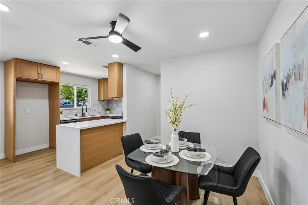 Home at 902 E Olive Street, Pomona — photo 8 of 12