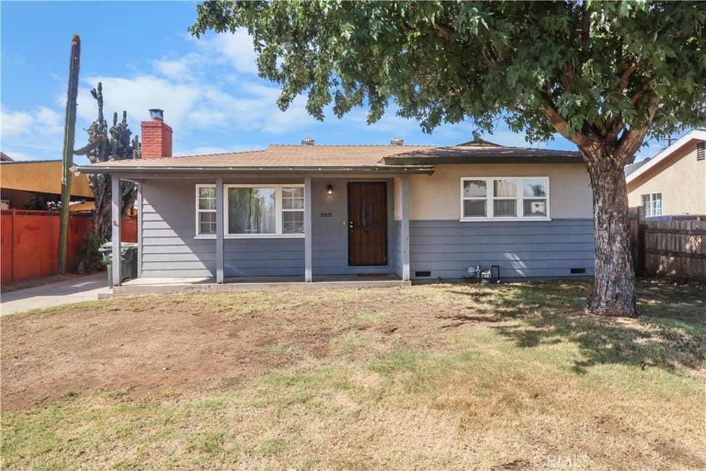 Home at 15851 E Kingside, Covina — photo 1 of 12
